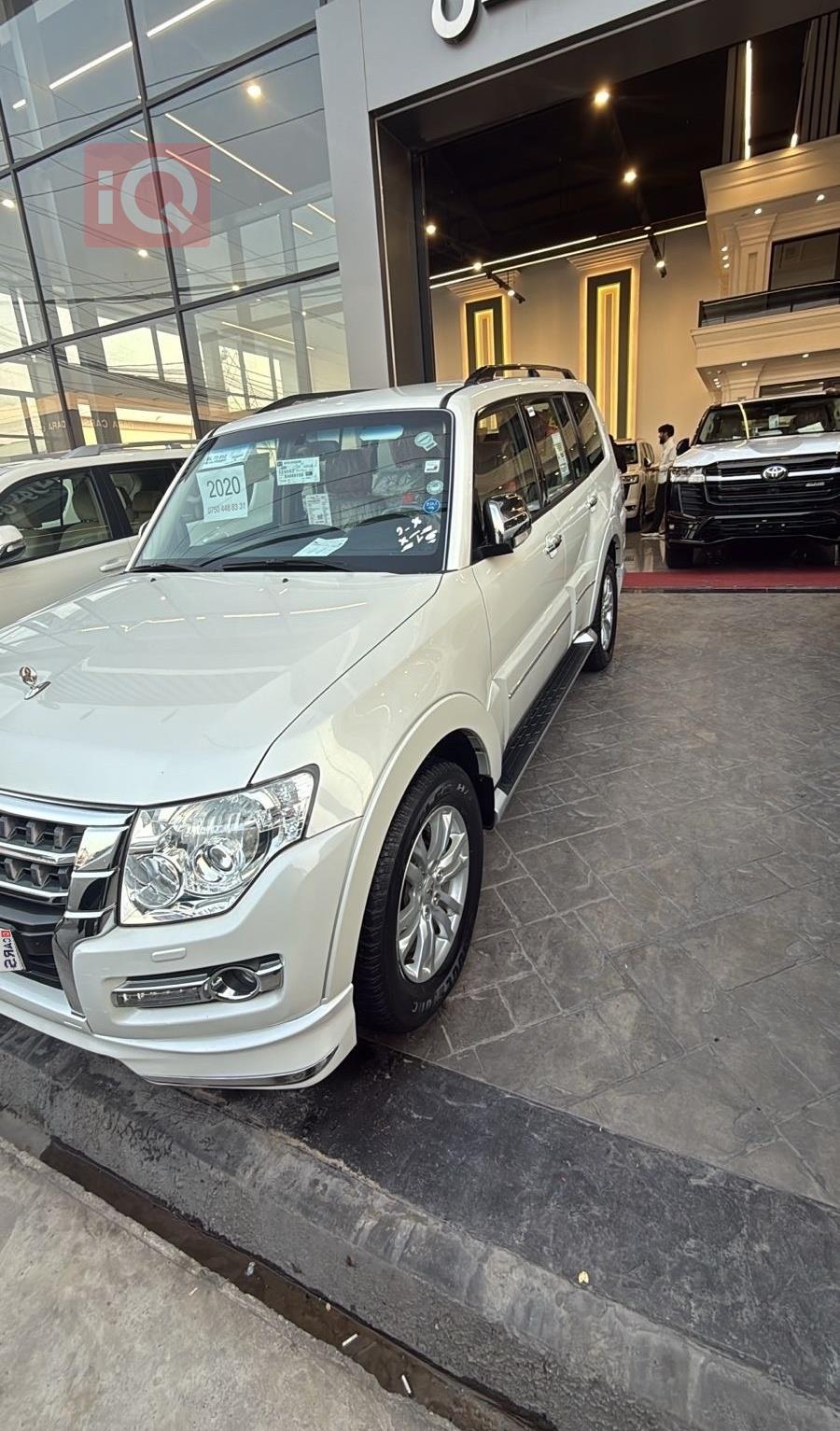 ميتسوبيشي باجيرو